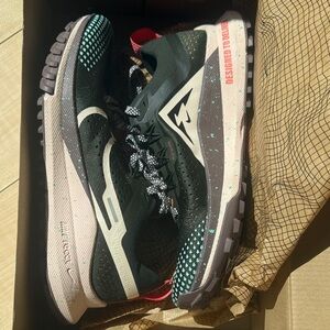 Nike React Pegasus Trail 4 Shoes with Teal, Coral & Red Accents